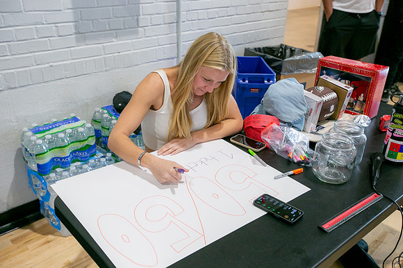 TrevorRJohnson_LeadershipScholarshipFund_Basketball_Tournament_20241019_Finals-011