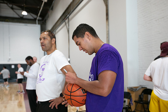TrevorRJohnson_LeadershipScholarshipFund_Basketball_Tournament_20241019_Finals-107