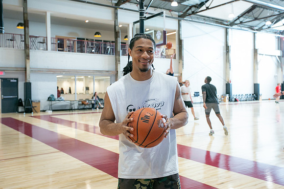 TrevorRJohnson_LeadershipScholarshipFund_Basketball_Tournament_20241019_Finals-089