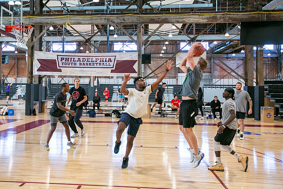 TrevorRJohnson_LeadershipScholarshipFund_Basketball_Tournament_20241019_Finals-026