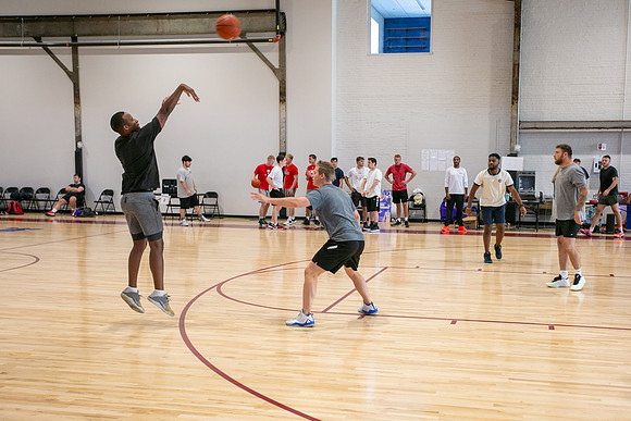 TrevorRJohnson_LeadershipScholarshipFund_Basketball_Tournament_20241019_Finals-022
